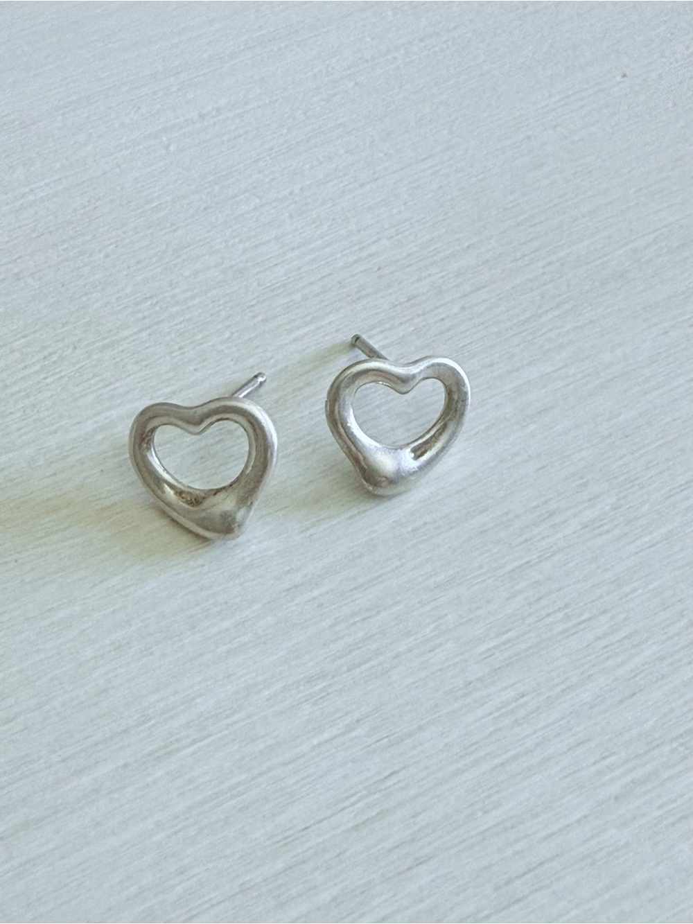 ✨ Tiffany & Co. Sterling Silver Elsa Peretti Open Heart Earrings Gift 11mm ✨ - Picture 6 of 14